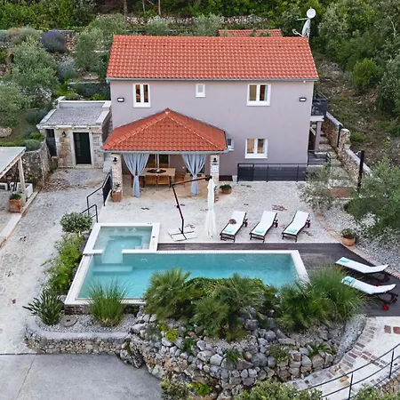 Villa Island Gem